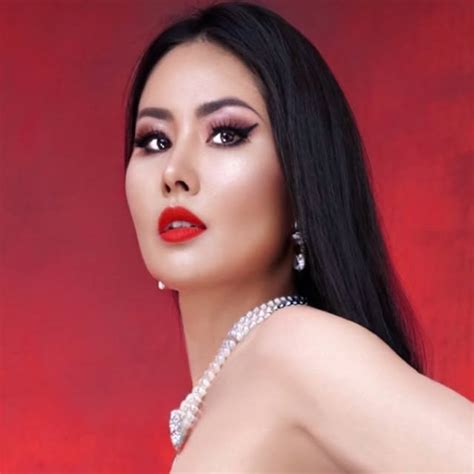 LADY JIKU (@lady_jiku) • Threads, Say more