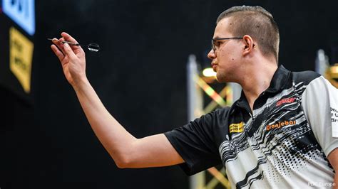 Speelschema Vrijdagmiddag Op European Darts Matchplay Met Onder Meer