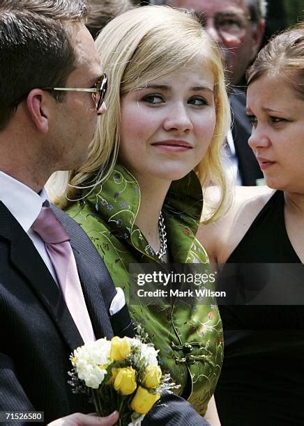 Kidnapping Of Elizabeth Smart Photos and Premium High Res Pictures