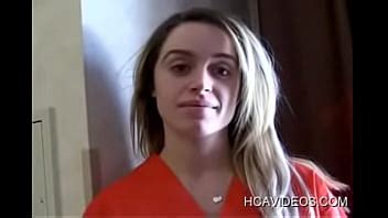 Escaped Prisoner Gives Blowjob In Handcuffs XVIDEOS