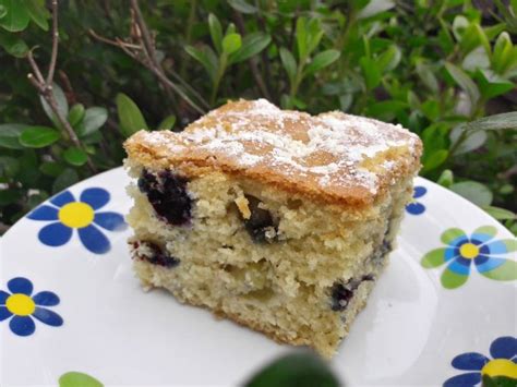 Przepis na ciasto francuskie z borówkami i winogronem Ugotujmy Coś