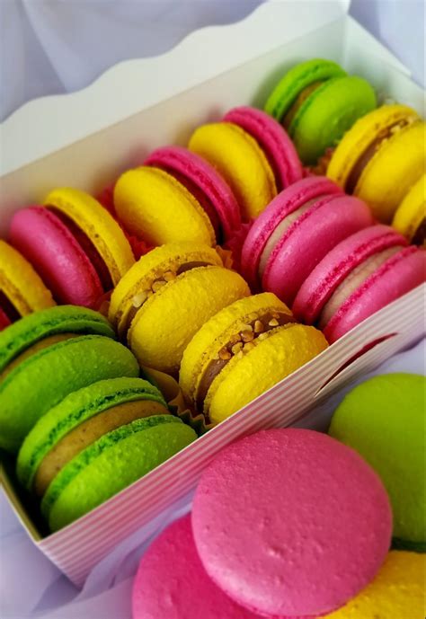 Макаруны | Купить макаронс в Киеве, заказать, цена - Karlson-cake.com