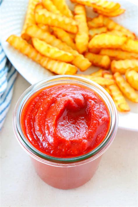 Easy Homemade Ketchup - Crunchy Creamy Sweet