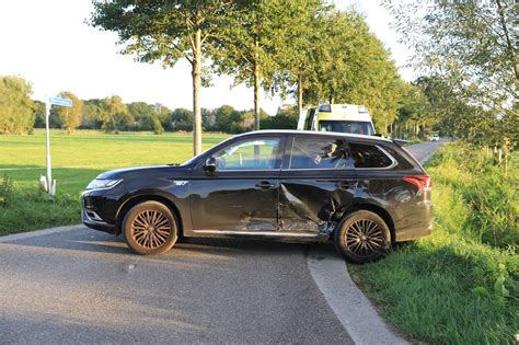 Veel Schade Na Aanrijding In Hoevelaken