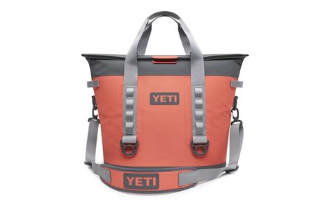 Yeti Hopper M30 Soft Cooler In 2020 Soft Cooler Insulated Bag Yeti