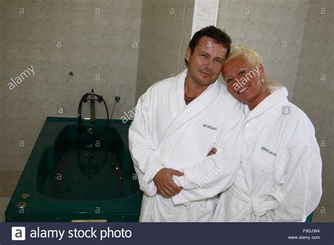 Blonde Dark Tanned Hi Res Stock Photography And Images Alamy