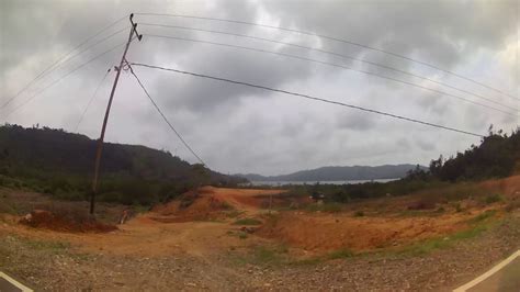 Jalan Ke Puncak Mandeh Kawasan Mandeh Pesisir Selatan Sumatera Barat