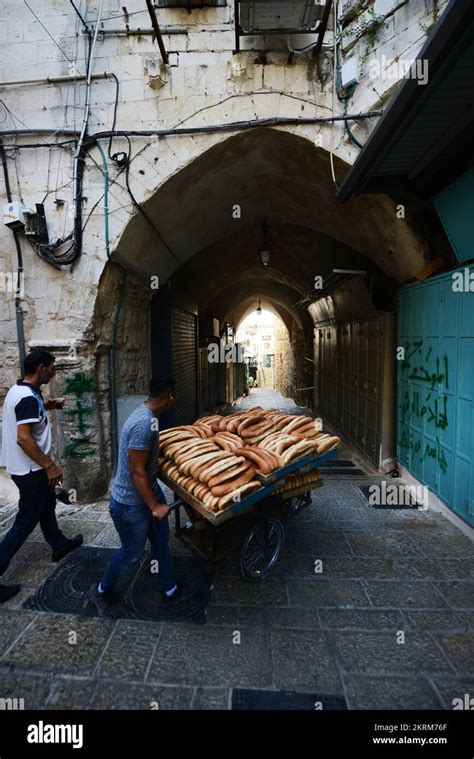 Daily Fresh Bread Hi Res Stock Photography And Images Alamy