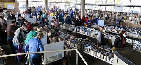 Rotary Book Fair Visit Armidale