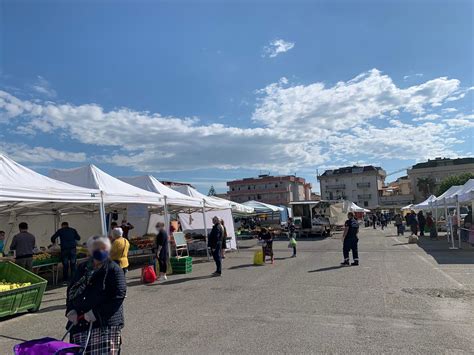 Comune Di CatanzaroTre Giornate Straordinarie Per I Mercatini Rionali