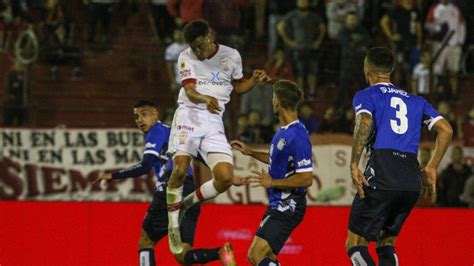 Talleres Se Impuso Ante Hurac N Y Espera Una Derrota De River Para