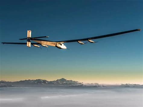 Pilots Reveal What Its Like To Fly A Solar Powered Plane Around The