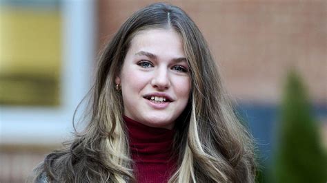 Crown Princess Leonor Of Spain To Start Three Year Military Training Cnn