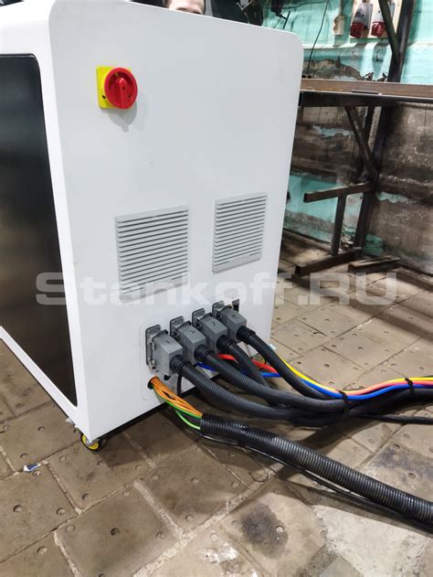 Пусконаладка оптоволоконного лазера для резки труб XTC-T220/1500 Raycus ...