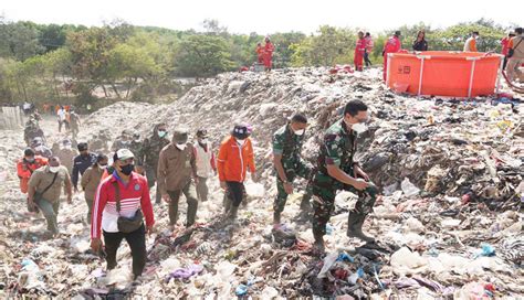 Nusabali Pangdam Udayana Tinjau Tpa Suwung Siap Kerahkan Pasukan