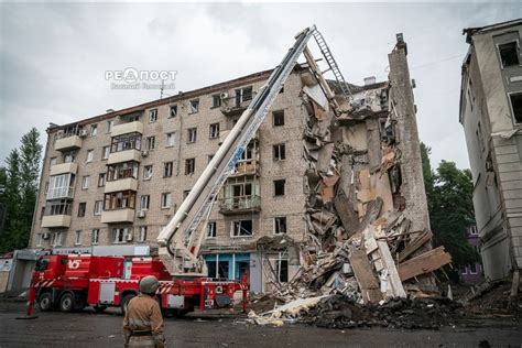 BuckarooBanzai on Twitter Charków Zaraz po ataku Rosjan i obecnie