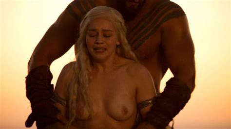 Emilia Clarke Nude Pics And Naked In Sex Scenes Scandal Planet