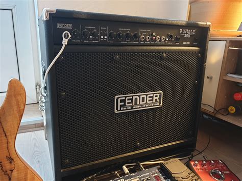 Rumble 350 Fender Rumble 350 Audiofanzine