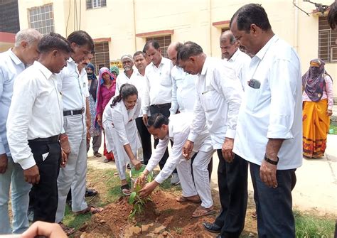 पौधरोपण कर संरक्षण का लिया संकल्प धरती पर हरियाली लाने का यही विकल्प