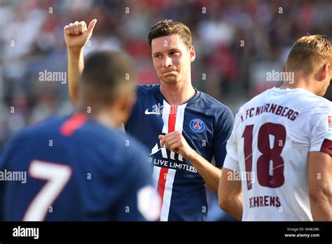 Julian Draxler Psg El Gesto La Acción 1fc Nuremberg Paris Saint