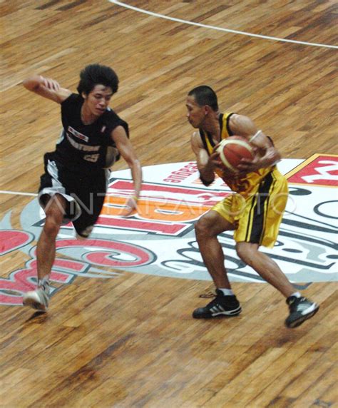 Liga Bola Basket Indonesia (IBL) | ANTARA Foto