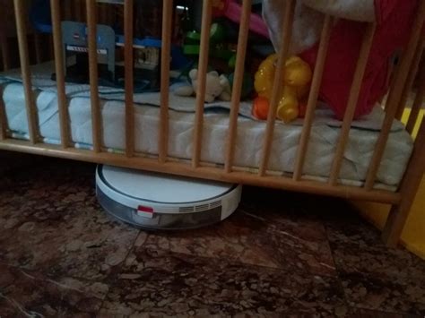 Rowenta 60 verzus Xiaomi roborock 5S - Modrý koník