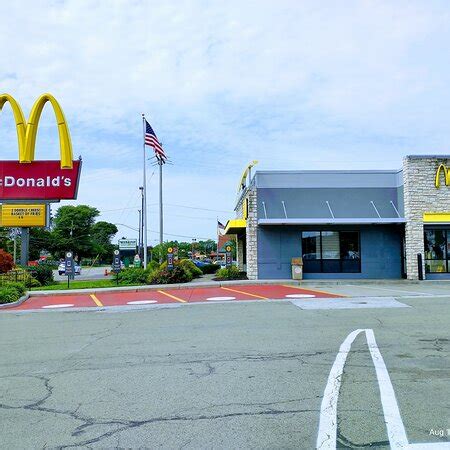 MCDONALD S Erie 909 Peninsula Dr Menu Prices Restaurant Reviews