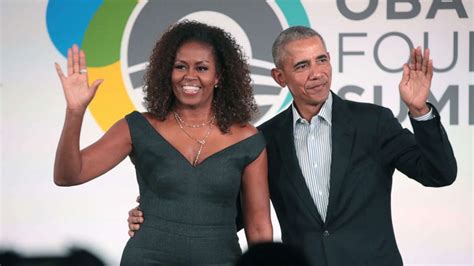 Michelle Obama reveals why she fell in love with Barack on 1st episode ...