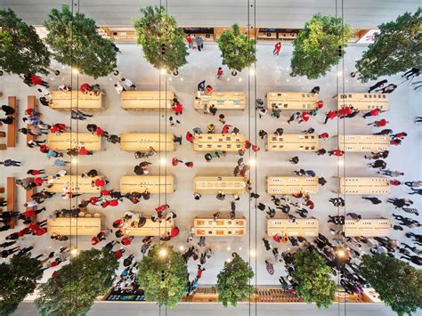 The reimagined Apple The Grove now open in Los Angeles - Apple