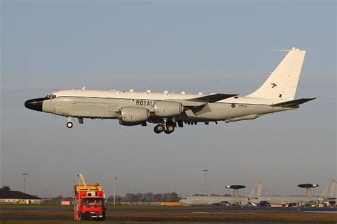 PICTURES: First RAF Rivet Joint aircraft arrives in UK | News | Flight ...