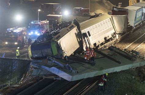 G Terzug Unfall In Auggen Presse Zum Ausbau Der Rheintalbahn