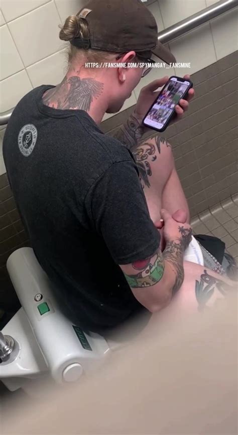 Videos Hot Tattoo Guy Jerks Off In Public ThisVid