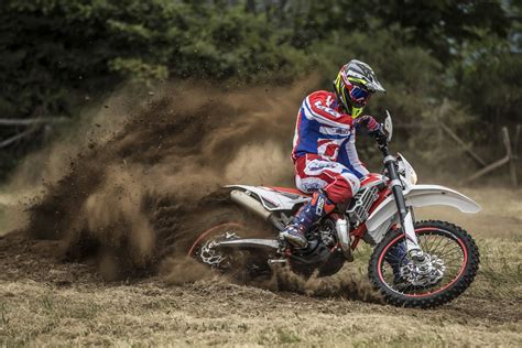 RR 2T 125 My 2019 - Betamotor S.p.A.