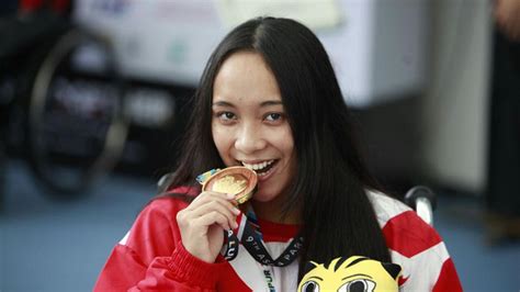 Mengenal Laura Peraih Emas Pertama Indonesia Di Asean Paragames Bola