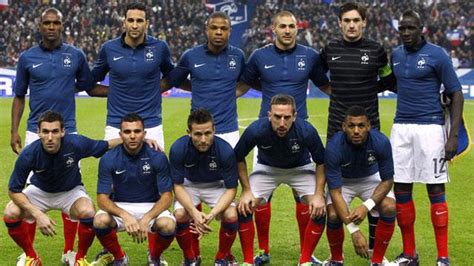 Karim Benzema France National Team / Karim Benzema Suffers Injury In ...