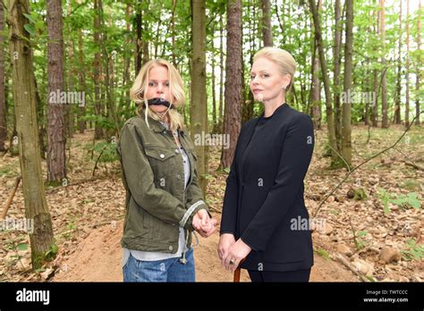 Eppan, Italy. 21st June, 2019. The actresses Sinja Dieks (l) as tied up 