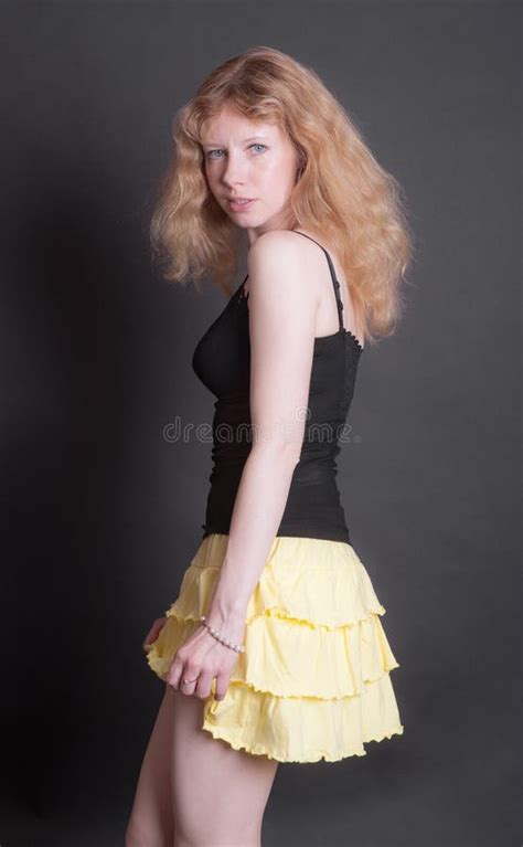 Blonde Mince De Portrait De 20 Ans Photo Stock Image Du Joie Caucasien 64466132