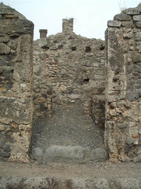 Vi Pompeii May Entrance Doorway Looking East According To