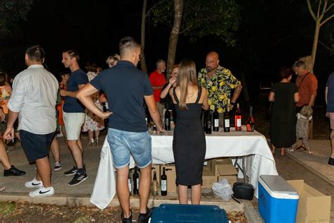 Okusi I Mirisi Zavi Aja Blato Wine Dine Kolovoza