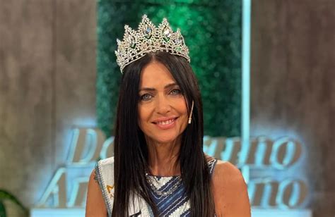 Arată incredibil a ieșit MISS și nimeni nu poate să creadă că are 60