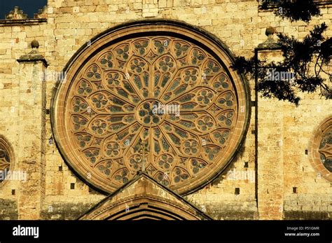 Monasterio Sant Cugat Hi Res Stock Photography And Images Alamy