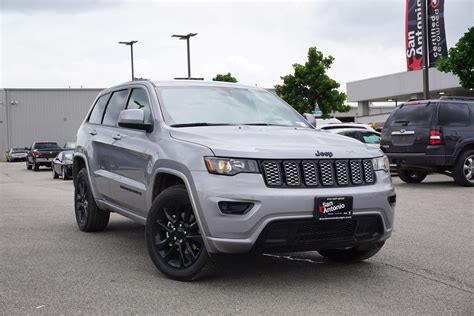 New 2019 Jeep Grand Cherokee Altitude Sport Utility In San Antonio 0c778703 San Antonio