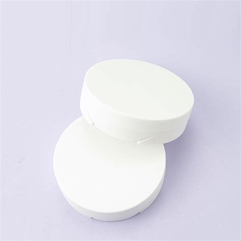 White Compact Powder Case With Brush Zmic