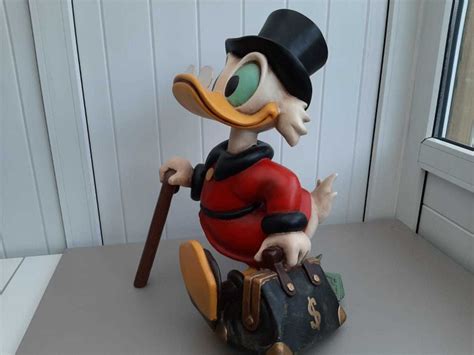 Uncle Scrooge Beeld Dagobert Duck Met Zijn Geldtas Catawiki