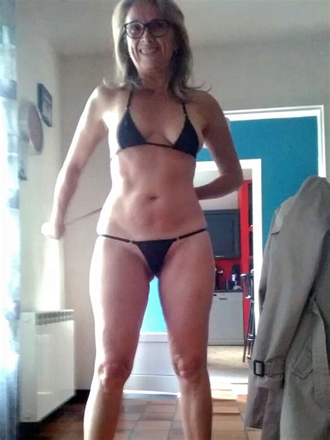 Sexy Bikini Milfs Porn Pic