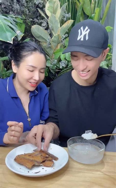 Hot Tiktoker L N U Th M N C M C L C A Mi N T Y V C I K T Ng Ng Ng