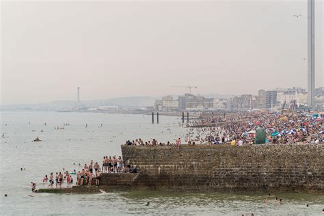 Heat, humidity and humanity : r/brighton