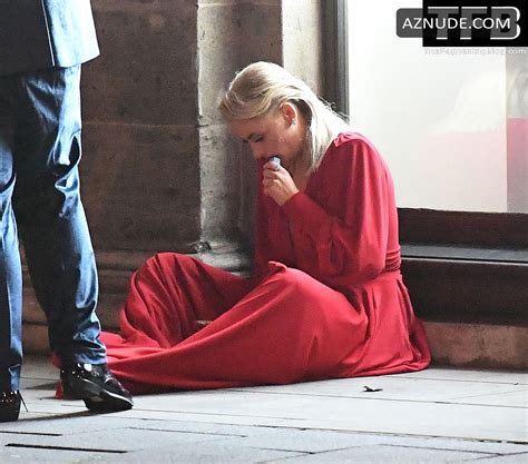 Katie McGlynn Sexy Seen Flaunting Her Hot Legs At The Pride Of Britain Awards In London AZNude