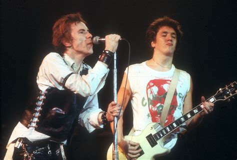 Sex Pistols Steve Jones Announces Memoir Lonely Boy Rolling Stone