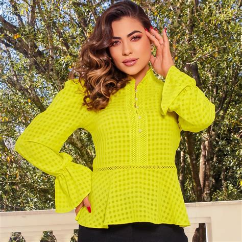 Blusa Nude Manga Longa E Renda Modalli Moda